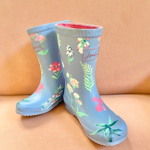 Joules Floral Rain Boots - Picture 2 of 4